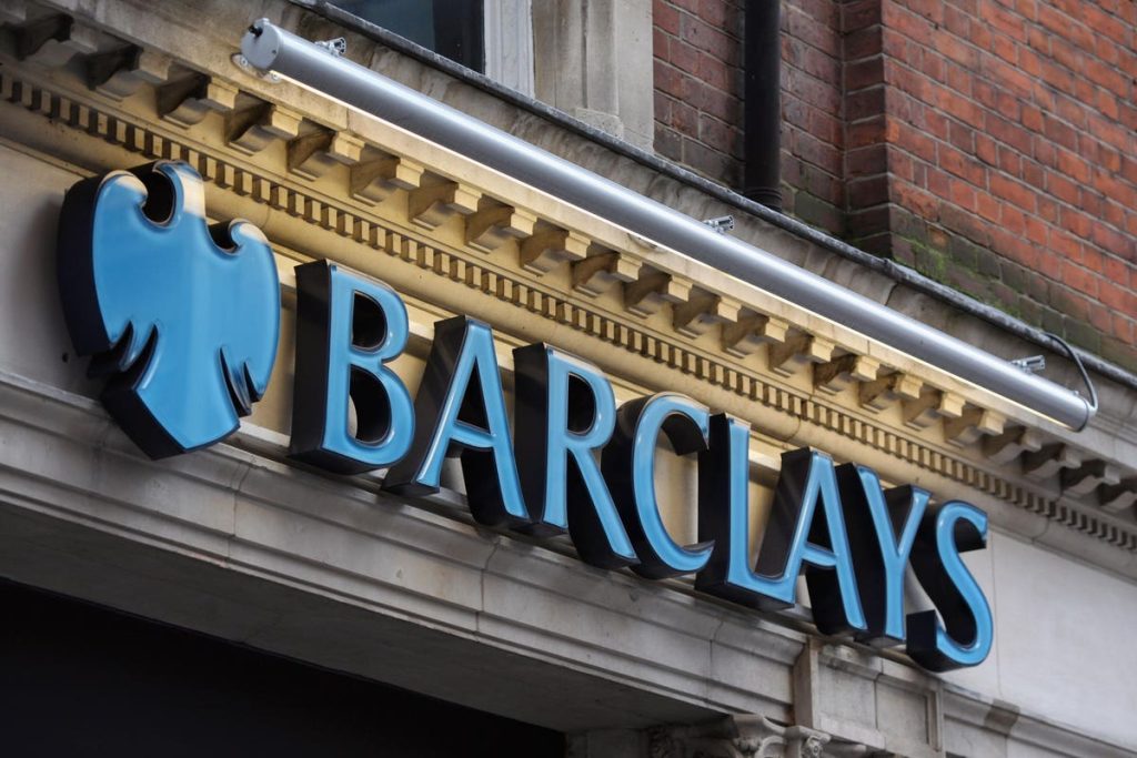 Barclays’ Share Price Sinks As H1 Numbers Disappoint, Margin Forecasts Cut