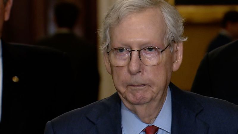 McConnell freezes in press conference and is unable to finish statement