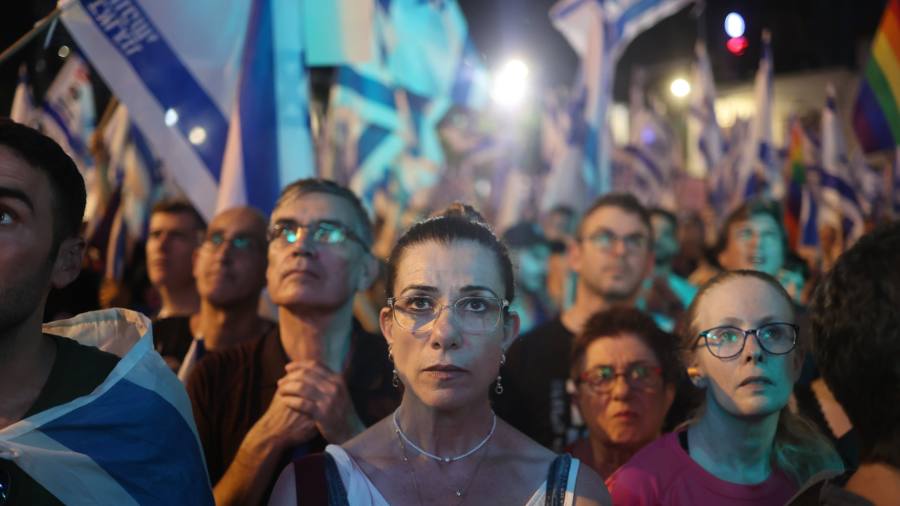 Thousands of Israelis protest in last-ditch bid to halt judicial reforms
