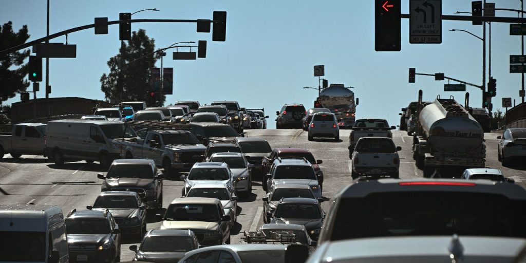 Ford, GM Stocks Tank. It Has to Do With Car Prices.