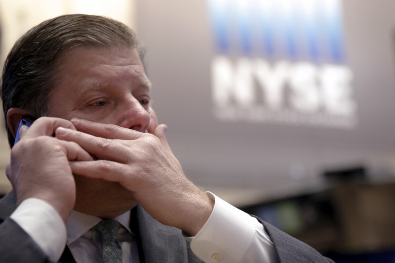 Stock Market Today: Dow clinches 4th day of gains as softer data ease Fed fears