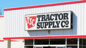 Tractor Supply Is Making Hay the Old-Fashioned Way: People Over Products