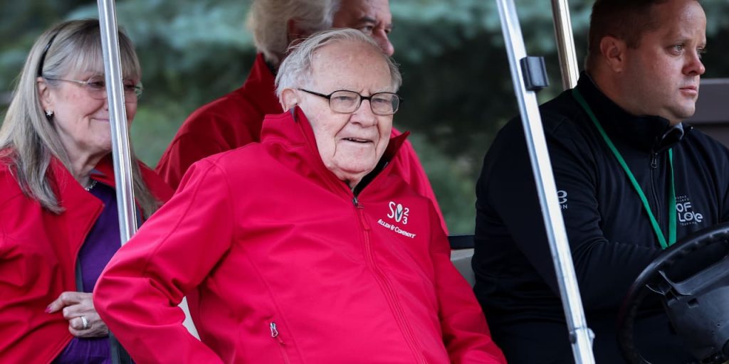 Berkshire Hathaway Sells 4.8 Million Shares of HP; More Sales Could be Coming