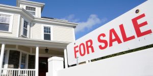 Contract signings for U.S. homes drop in August to lowest level since April 2020