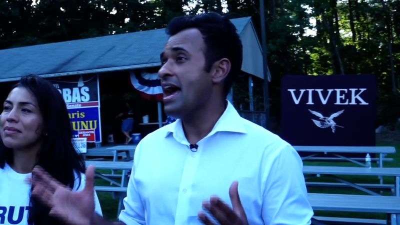 Vivek Ramaswamy refuses to say whether Putin is a war criminal. Hear John Bolton’s reaction