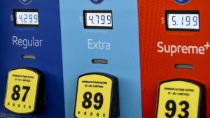 White House taking wait-and-see approach to rising gas prices, officials say