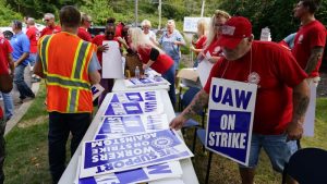 Biden to travel to Michigan next week to support UAW workers