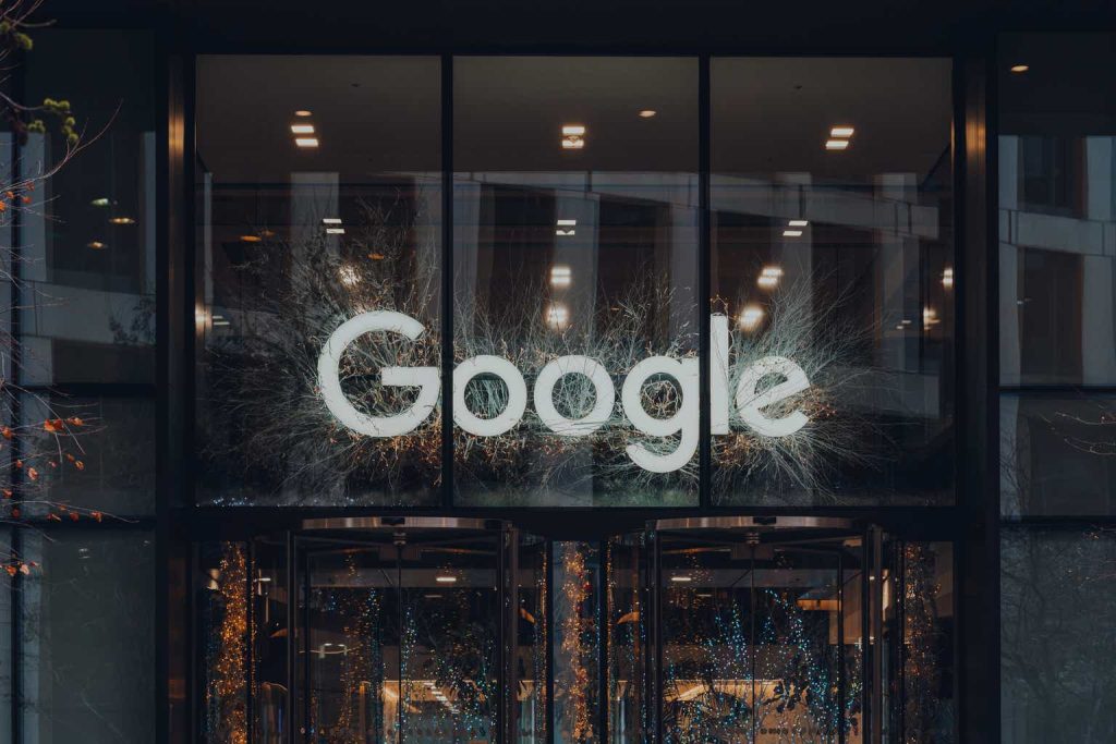 Google – Upgrading To A Buy Ahead Of Earnings: Higher Growth In 2024 (NASDAQ:GOOG)