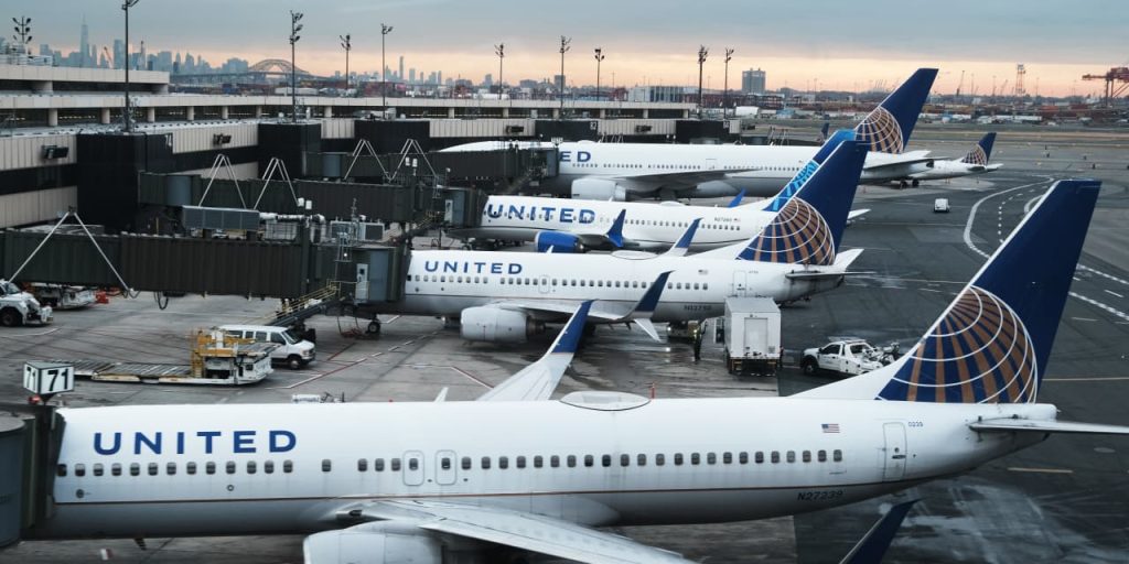 American Airlines Reports Earnings Thursday. What to Expect After United, Delta Broke Records.