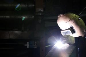 EU, US seek interim steel deal to avoid return of Trump tariffs – Bloomberg News