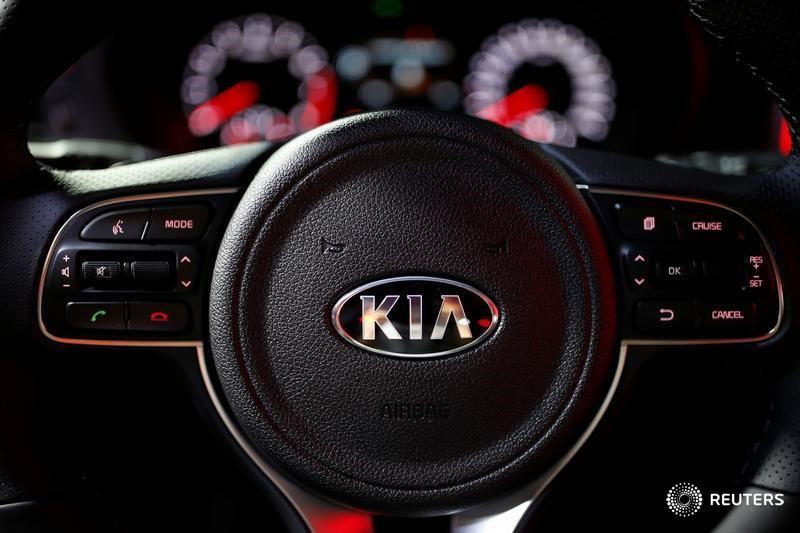 Union at Kia Corp suspends strike action to resume talks with company