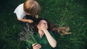 The No. 1 thing parents are ‘completely forgetting’ to teach their kids today, says a parenting expert and mom