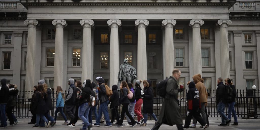 Treasury Refunding Announcement Boosts Stocks and Bonds. Here’s Why.