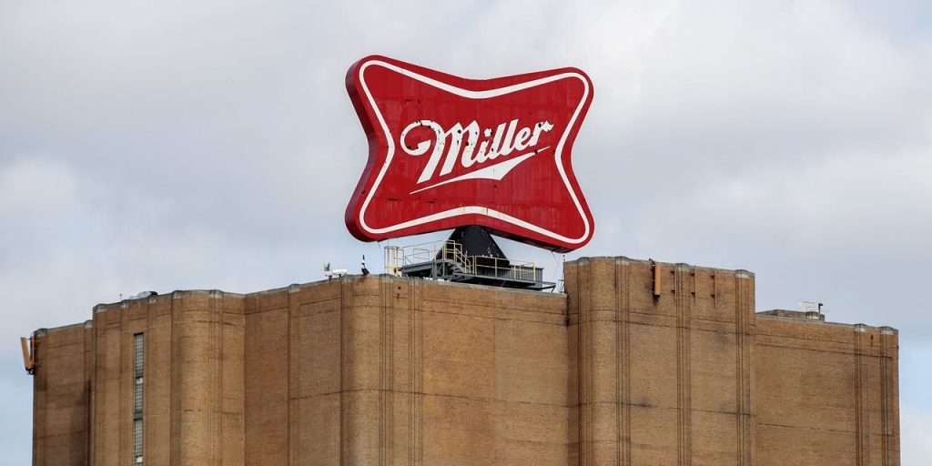 Molson Coors continues to benefit from the Bud Light boycott