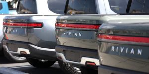 Rivian’s ‘daunting’ production ramp keeps investors cautious