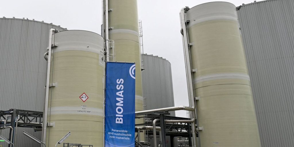 Here are the biggest clean-energy transition challenges and investment opportunities