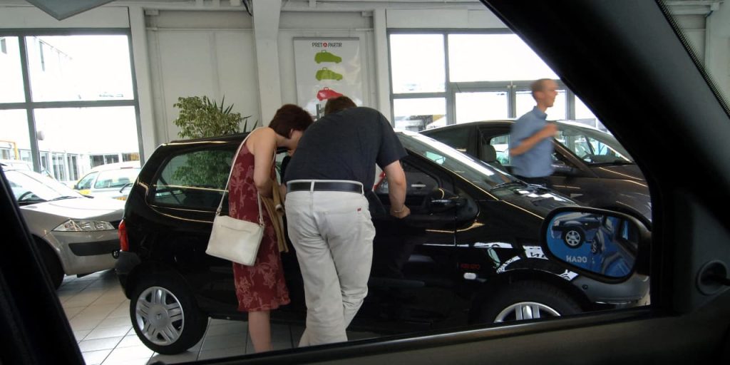 Higher interest rates sap consumer appetite for new cars and other major purchases