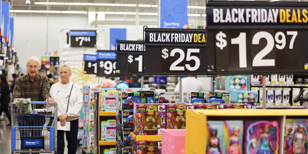 Walmart Earnings Were Strong. The Stock Slides on Cautious Consumer Outlook.