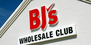 BJ’s Wholesale Stock Slumps on Pullback in Sales Guidance