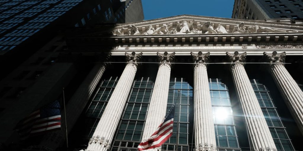 Stock Market Momentum Can Propel S&P 500 to Record High. Here’s How.