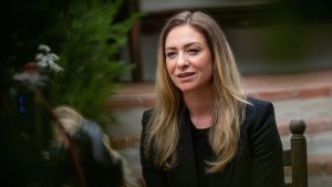 Bumble founder Whitney Wolfe Herd steps down as CEO. She’ll be replaced by Slack’s leader